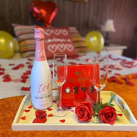 Apartman El Roble. Azagalla Rural Casas del Abad